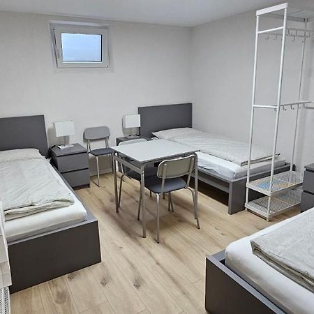 Workers Heaven Monteur - Arbeiter Zimmer Лёррах Экстерьер фото